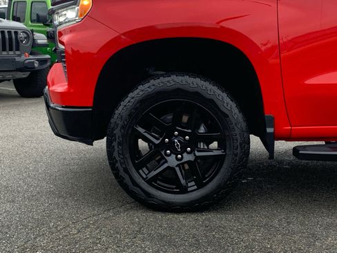 Used 2024 Chevrolet Silverado 1500 LT Trail Boss w/ Protection Package image 11