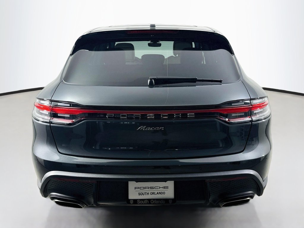 Certified 2026 Porsche Macan AWD/4WD image 10