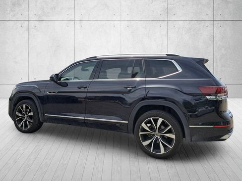 Used 2024 Volkswagen Atlas SEL Premium R-Line AWD/4WD image 7