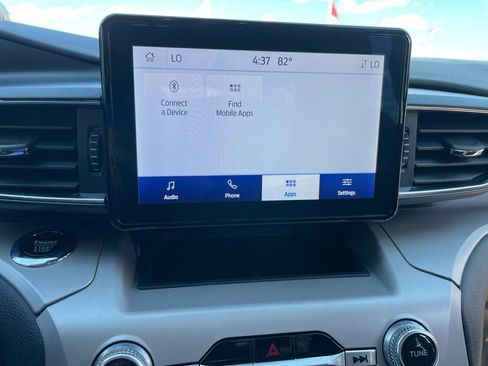 Used 2023 Ford Explorer XLT w/ Equipment Group 202A AWD/4WD image 15