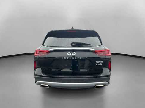 Used 2019 INFINITI QX50 Essential w/ Premium Heat Package AWD/4WD image 11