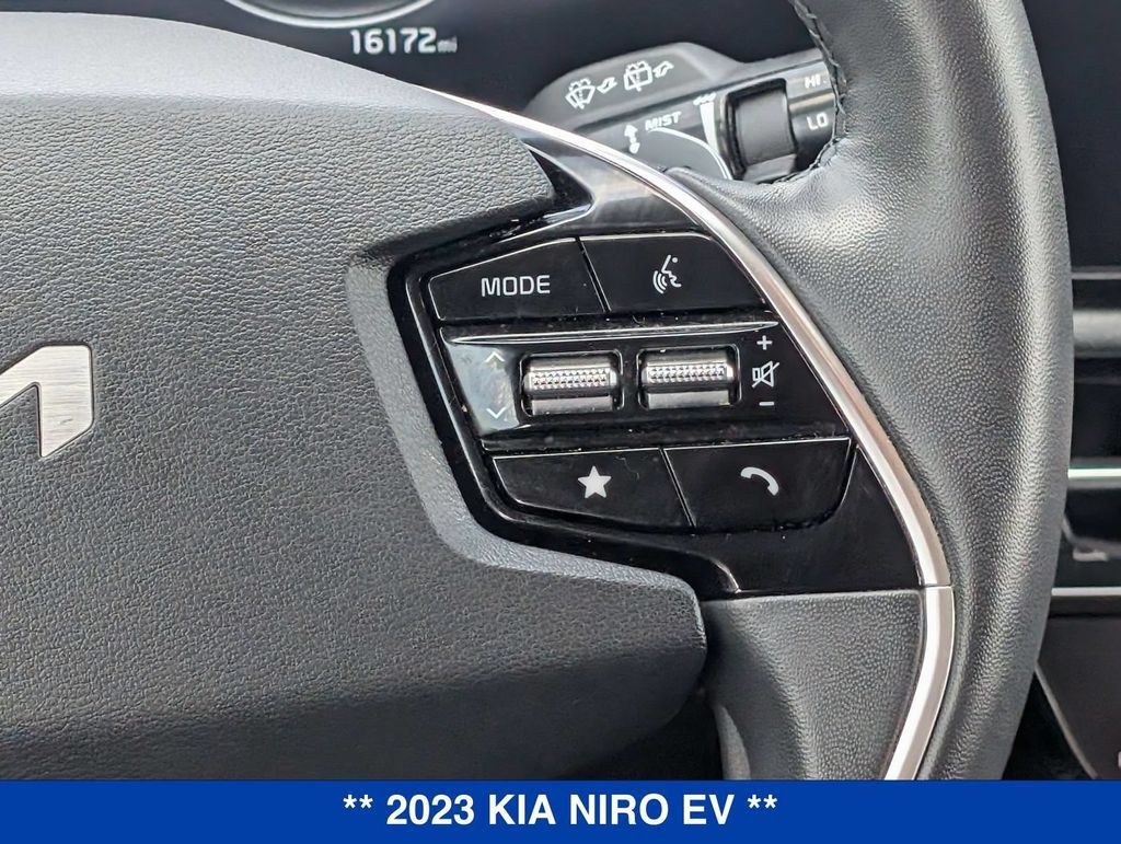 Used 2023 Kia Niro Wind w/ Wind Preserve Package FWD image 19