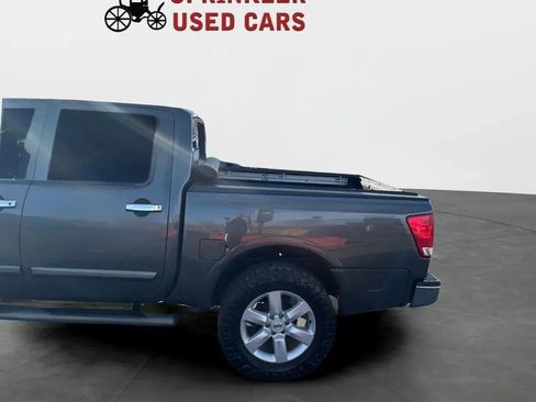 Used 2009 Nissan Titan LE w/ Technology Pkg image 18