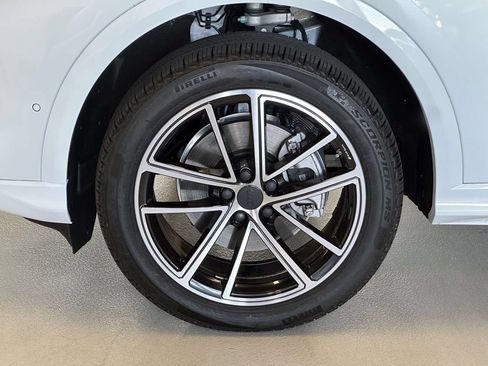 Used 2026 Audi Q5 Premium Plus AWD/4WD image 8