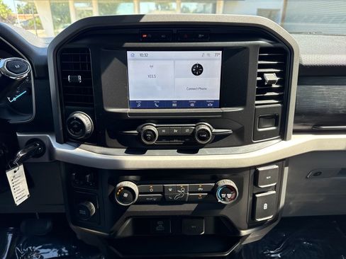 Used 2021 Ford F150 XLT w/ Trailer Tow Package RWD image 18
