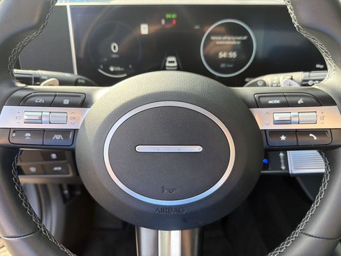 Used 2025 Hyundai Sonata SEL FWD image 21
