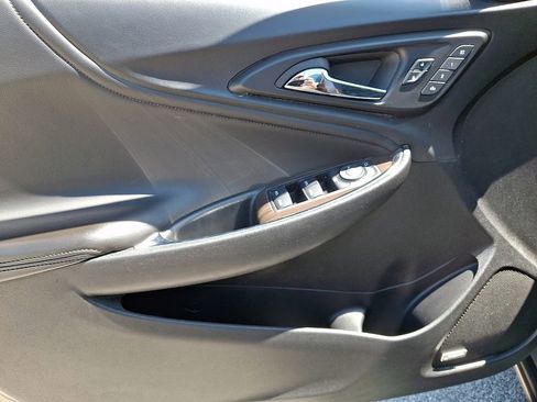 Used 2024 Chevrolet Malibu LT FWD image 12