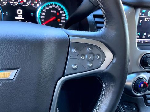 Used 2019 Chevrolet Suburban Premier image 24