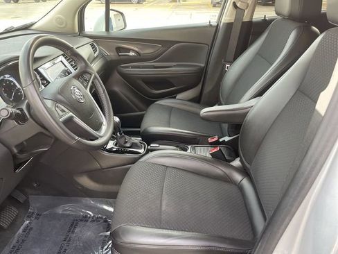 Used 2022 Buick Encore Preferred w/ Safety Package image 11