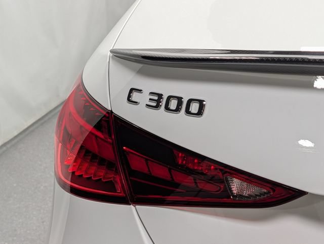 Used 2024 Mercedes-Benz C 300 4MATIC Sedan image 5