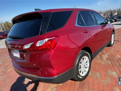 Used 2020 Chevrolet Equinox LT image 9