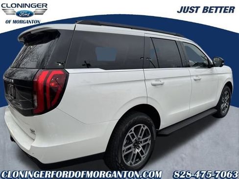 New 2025 Ford Expedition Active image 11