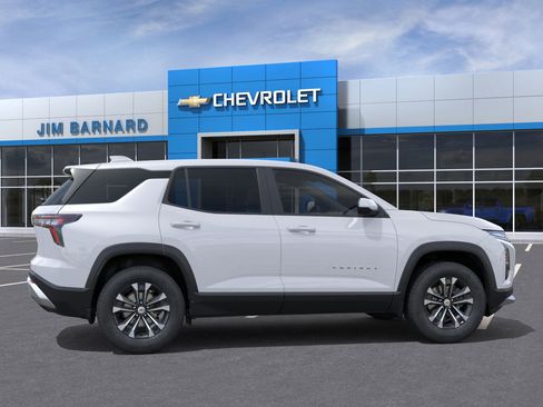 New 2026 Chevrolet Equinox LT w/ Convenience Package II image 5