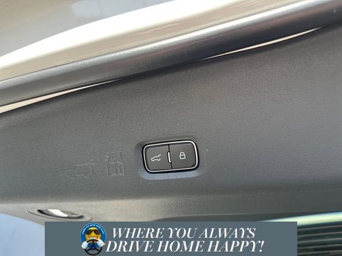 New 2025 Lincoln Navigator Reserve image 32