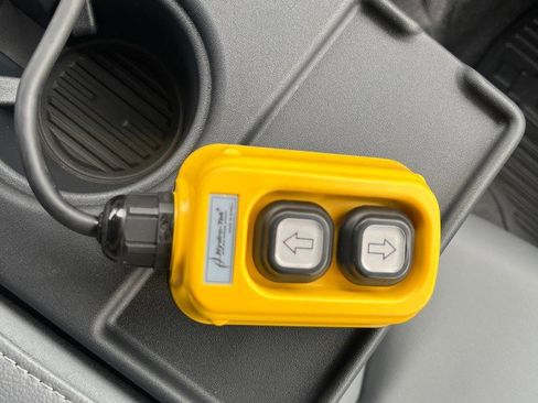 New 2025 Ford F550 4x4 Regular Cab Super Duty image 23