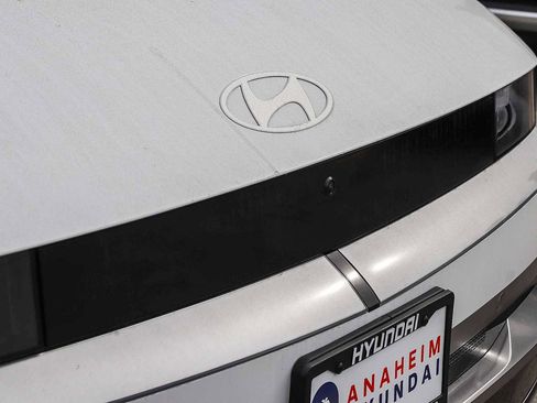 New 2026 Hyundai Ioniq 5 Limited image 5