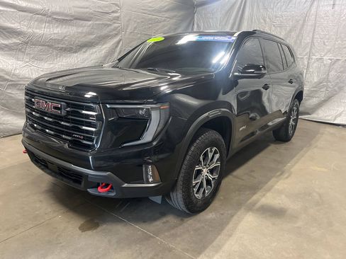 Used 2024 GMC Acadia AT4 w/ Luxury Package AWD/4WD image 3