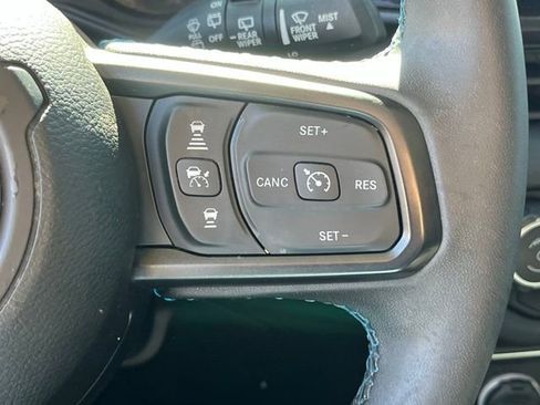 Used 2024 Jeep Wrangler Unlimited Rubicon 4xe w/ Technology Group AWD/4WD image 18