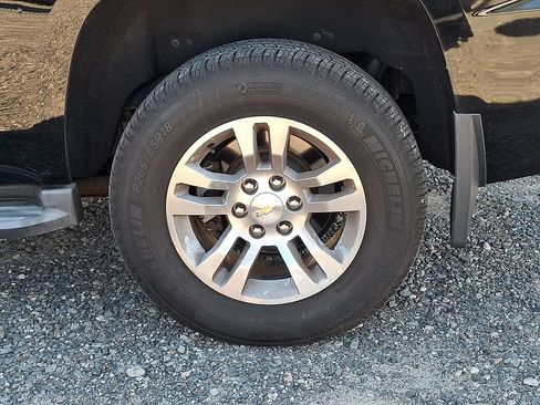 Used 2015 Chevrolet Tahoe LT AWD/4WD image 31