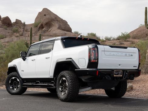 Used 2022 GMC Hummer EV Edition 1 w/ LPO, Illumination Package AWD/4WD image 4