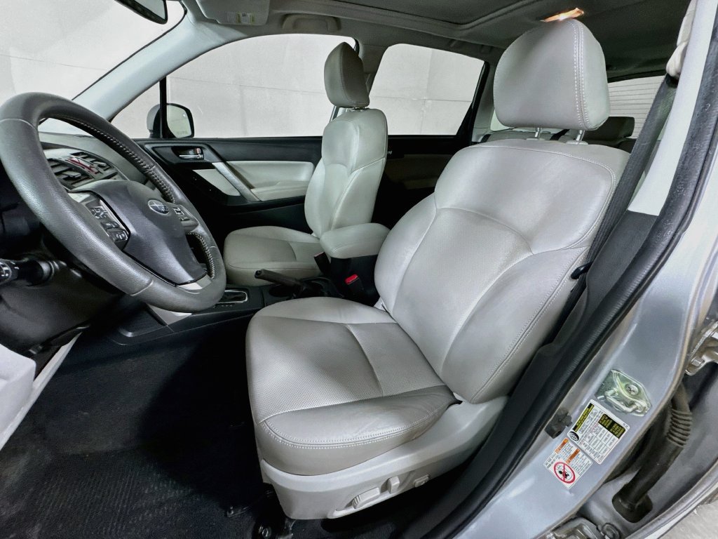 Used 2015 Subaru Forester 2.5i Touring w/ Eyesight & Navigation System AWD/4WD image 25