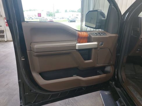 Used 2020 Ford F150 King Ranch w/ Equipment Group 601A Luxury AWD/4WD image 26
