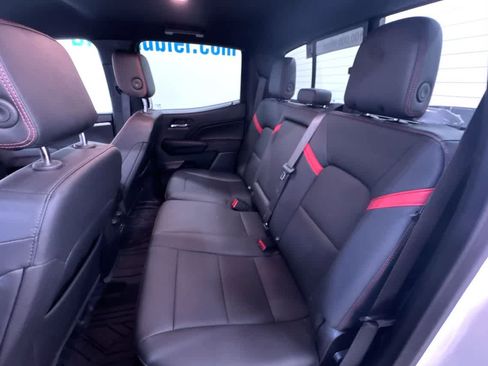 Used 2024 Chevrolet Colorado Z71 w/ Z71 Convenience Package 2 image 37