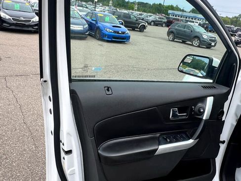 Used 2011 Ford Edge Limited w/ Canadian Touring Pkg image 10