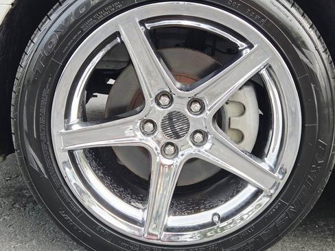 Used 2006 Ford Mustang GT image 41