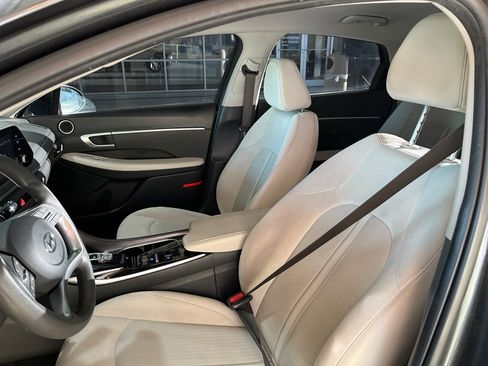 Used 2022 Hyundai Sonata SE image 11