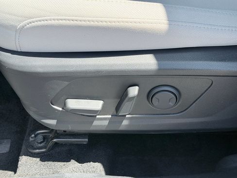Used 2025 Hyundai Tucson SEL FWD image 23