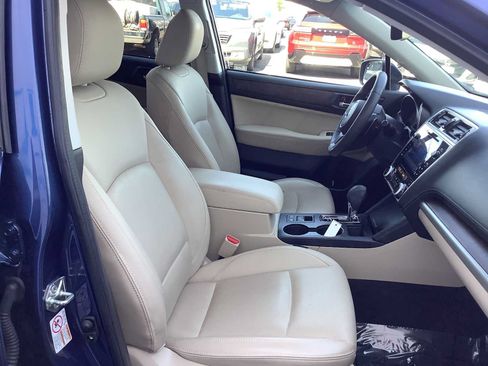 Used 2019 Subaru Outback 3.6R Limited w/ Popular Package #2 AWD/4WD image 15