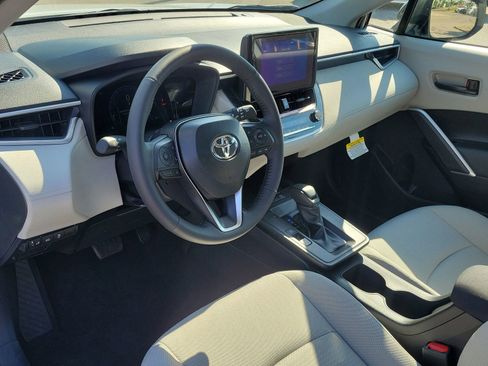 New 2026 Toyota Corolla Cross LE AWD/4WD image 15