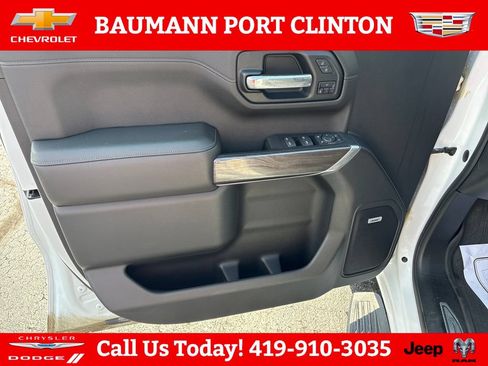 Used 2019 Chevrolet Silverado 1500 LTZ w/ LTZ Plus Package AWD/4WD image 11