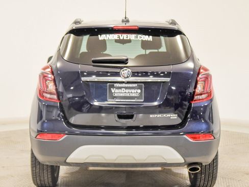 Used 2021 Buick Encore Preferred image 10