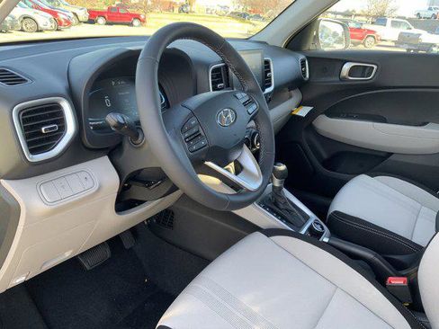 New 2026 Hyundai Venue SEL image 6