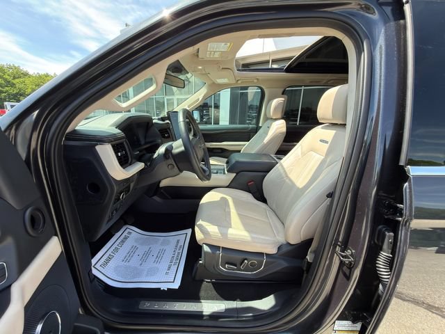 Used 2024 Ford Expedition Max Platinum AWD/4WD image 22
