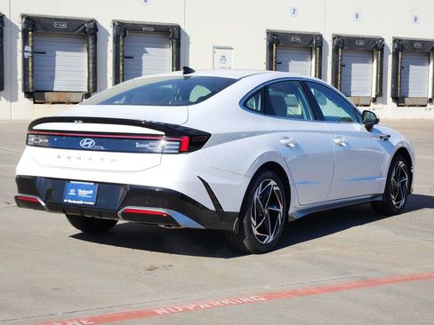 New 2026 Hyundai Sonata SEL FWD image 4