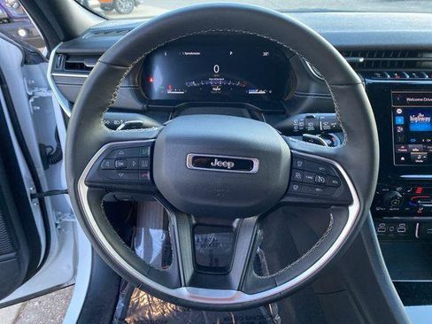 Certified 2024 Jeep Grand Cherokee L Laredo AWD/4WD image 13