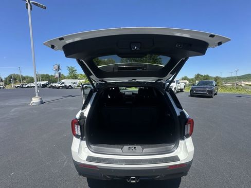 New 2026 Ford Explorer ST-Line AWD/4WD image 31