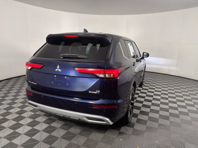 Used 2024 Mitsubishi Outlander SE AWD/4WD image 10