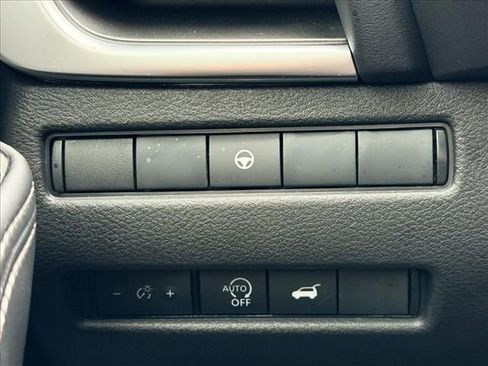 Used 2026 Nissan Rogue SV w/ Cold Weather Package image 22