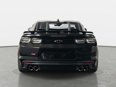 Used 2022 Chevrolet Camaro SS RWD image 6