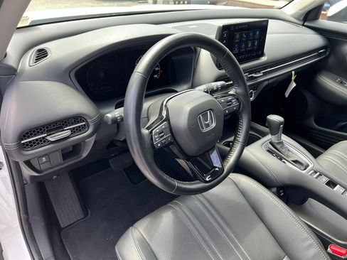 Used 2025 Honda HR-V EX-L image 13