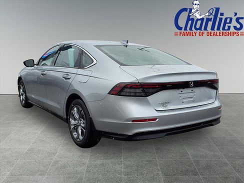 Used 2024 Honda Accord EX image 5