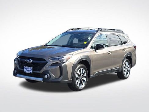 Used 2023 Subaru Outback Limited AWD/4WD image 5