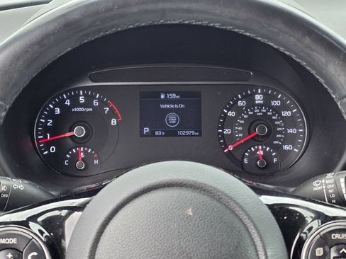 Used 2022 Kia Soul EX FWD image 12