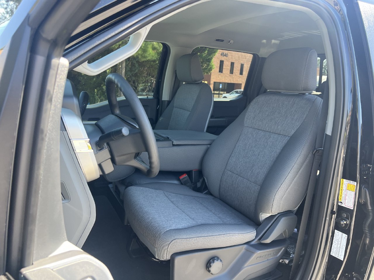 New 2027 Ford F350 XL w/ STX Appearance Package AWD/4WD image 16