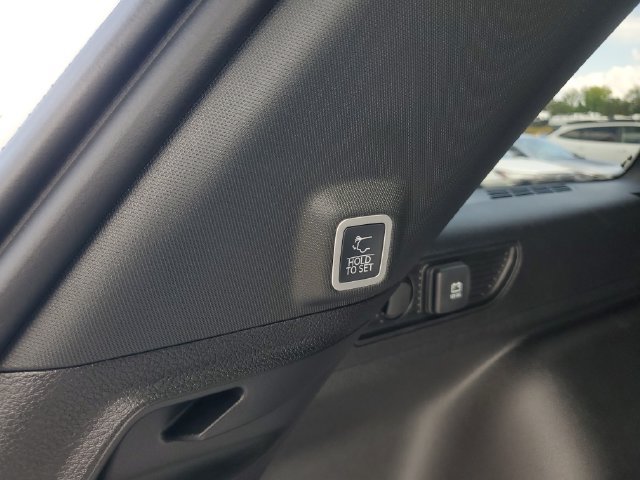 New 2027 Jeep Grand Cherokee Altitude AWD/4WD image 11