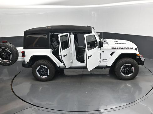 Used 2019 Jeep Wrangler Unlimited Rubicon AWD/4WD image 18
